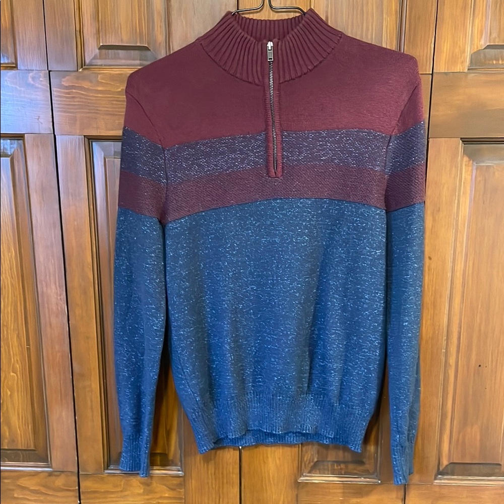 Urban Pipeline Men’s 1/4 Zip Sweater Size Med,  Burgundy & Dark Blue Retail $50.